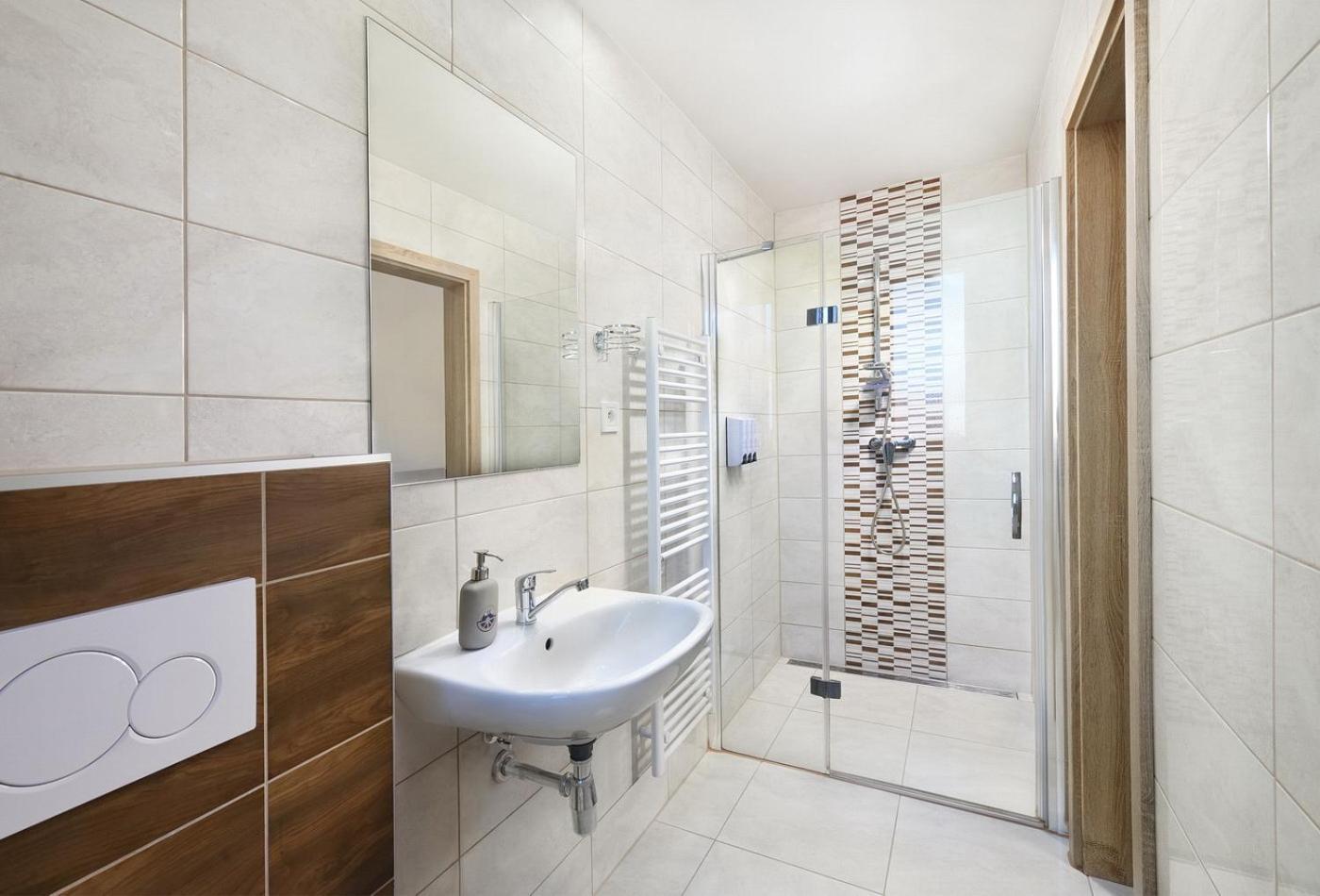 Andris Apartmany Spisske Bystre Exterior photo