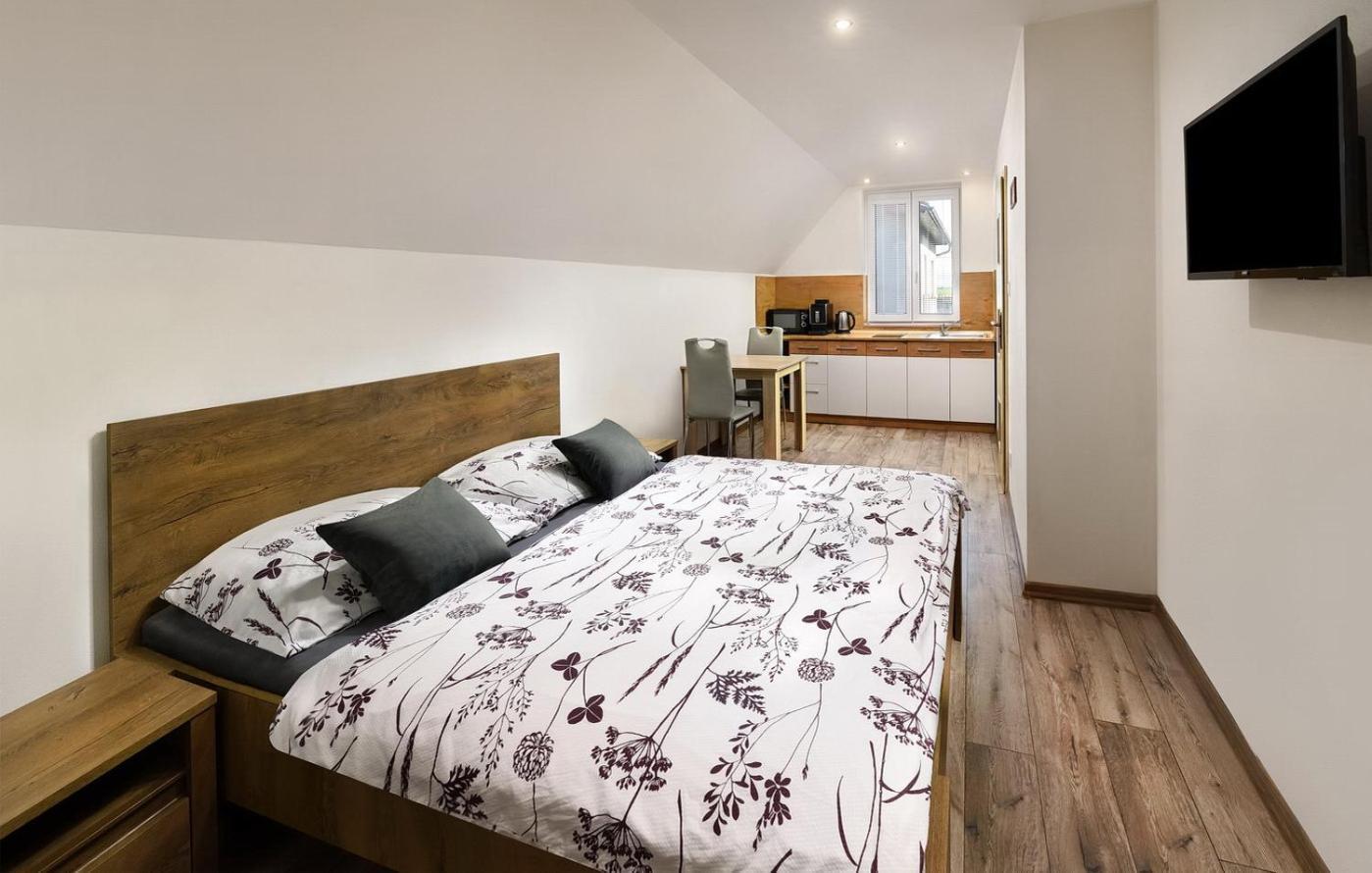 Andris Apartmany Spisske Bystre Exterior photo
